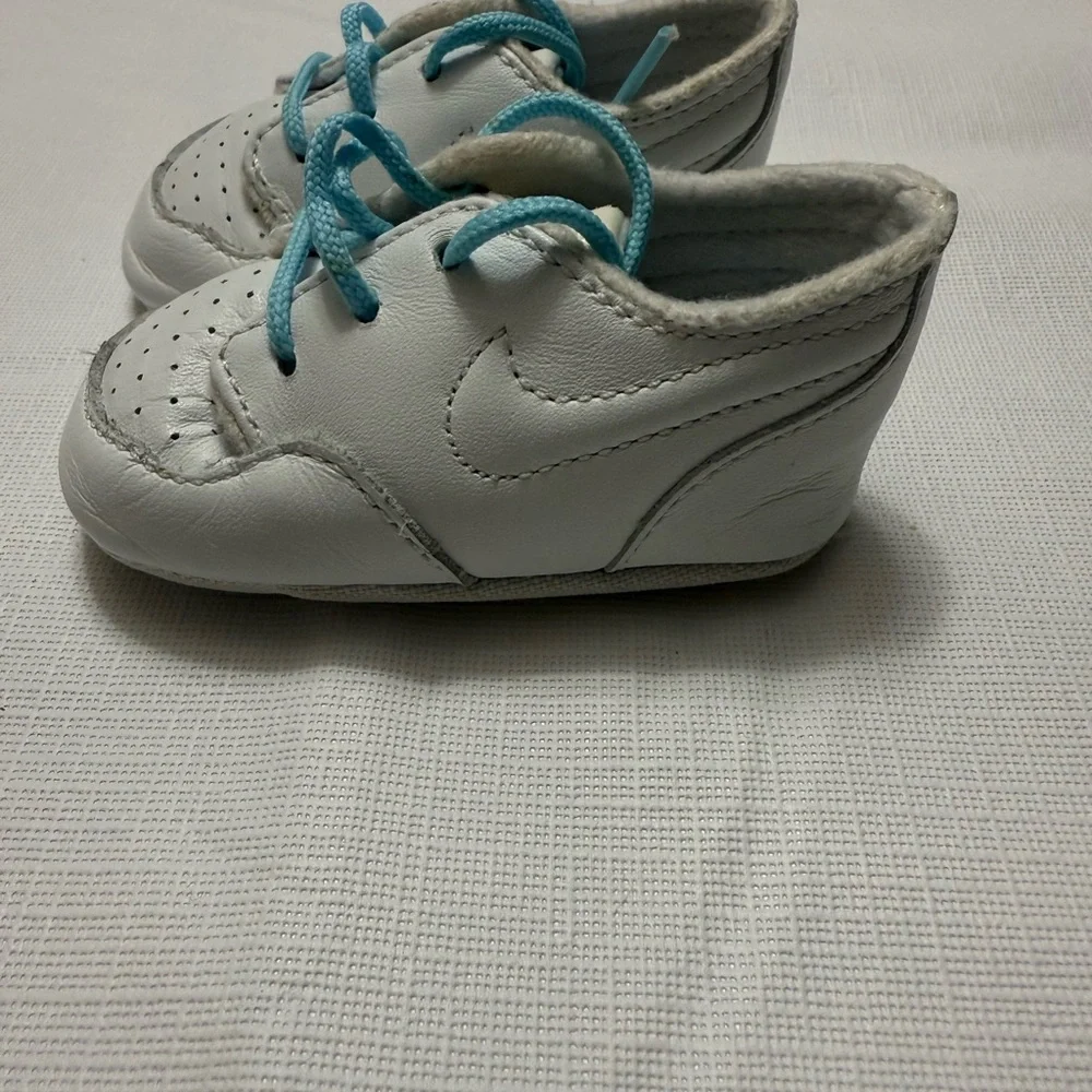Nike White and Blue Baby Walker Sneakers